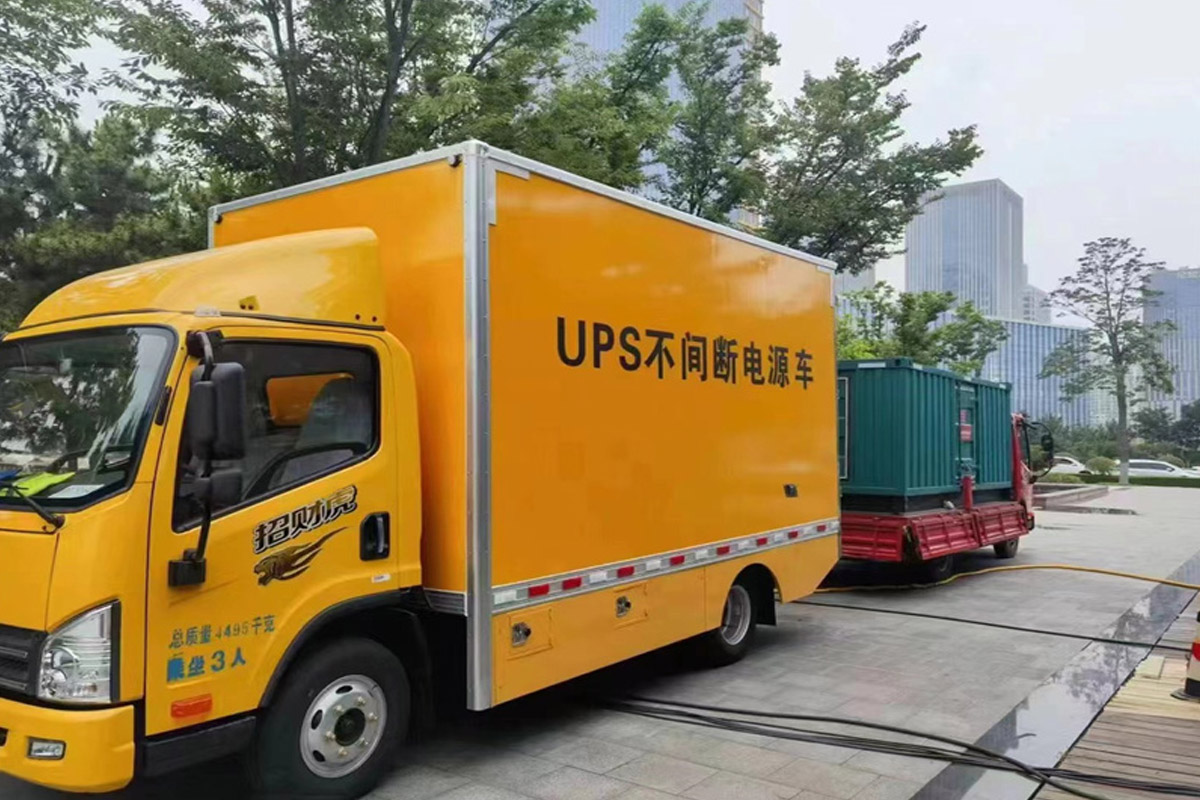 楚雄发电机租赁施工现场