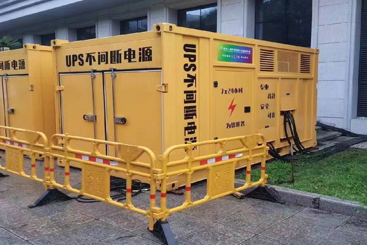 楚雄发电机租赁施工现场
